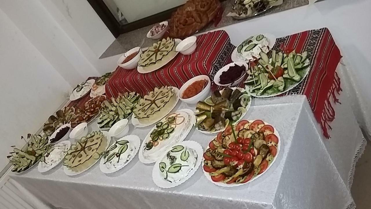 Pensiunea Poiana Soarelui Brates المظهر الخارجي الصورة